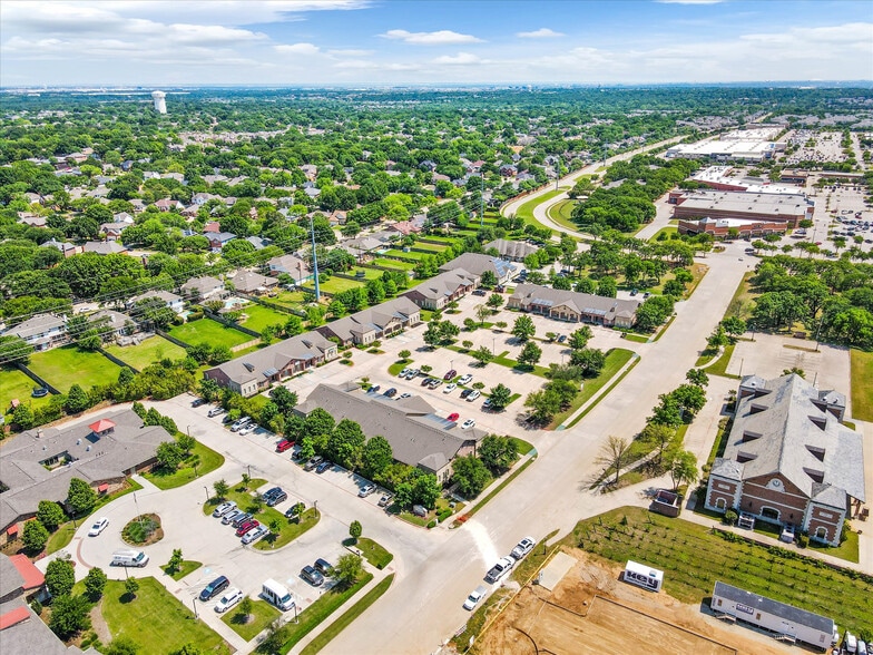 4811-4851 Merlot Ave, Grapevine, TX à louer - Photo du bâtiment - Image 1 de 5
