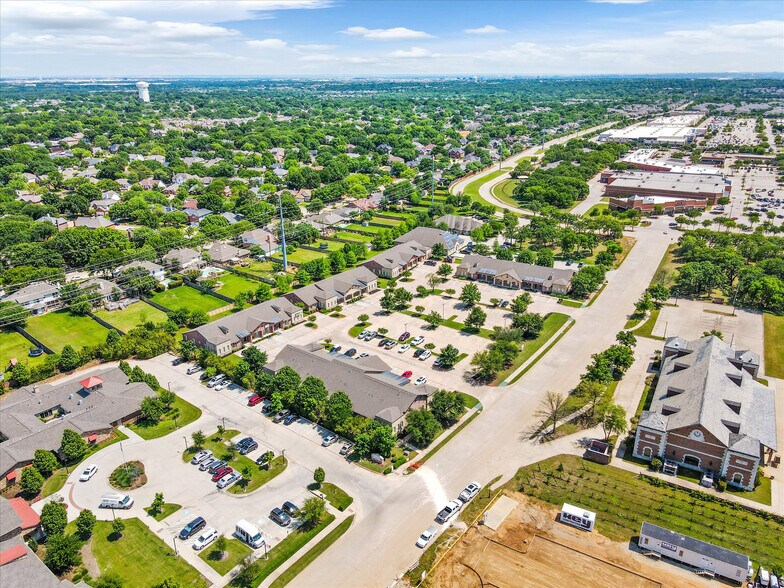 4811-4851 Merlot Ave, Grapevine, TX à louer - Photo du bâtiment - Image 1 de 5