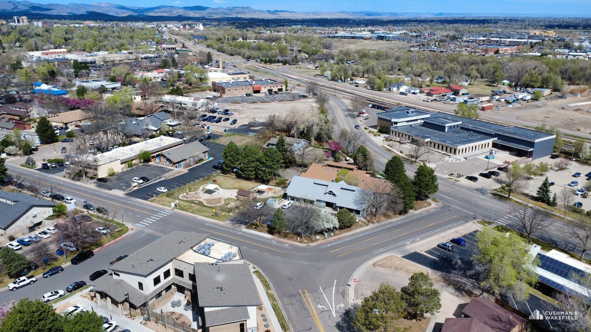 1236 E Elizabeth St, Fort Collins, CO à vendre Photo principale- Image 1 de 1