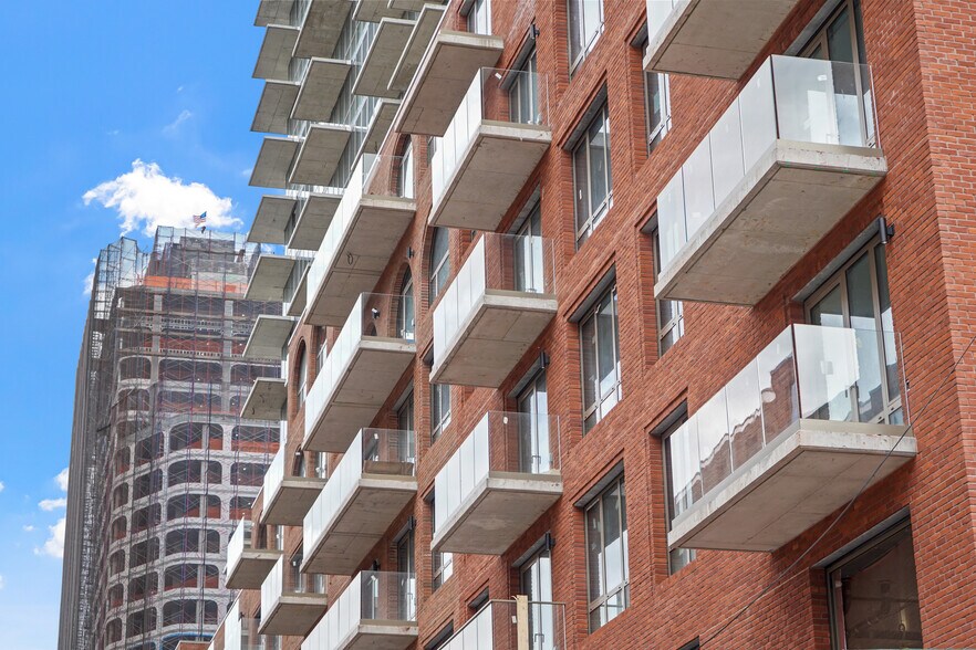 395 Carroll Street, Brooklyn, NY à louer - Photo du bâtiment - Image 2 de 12