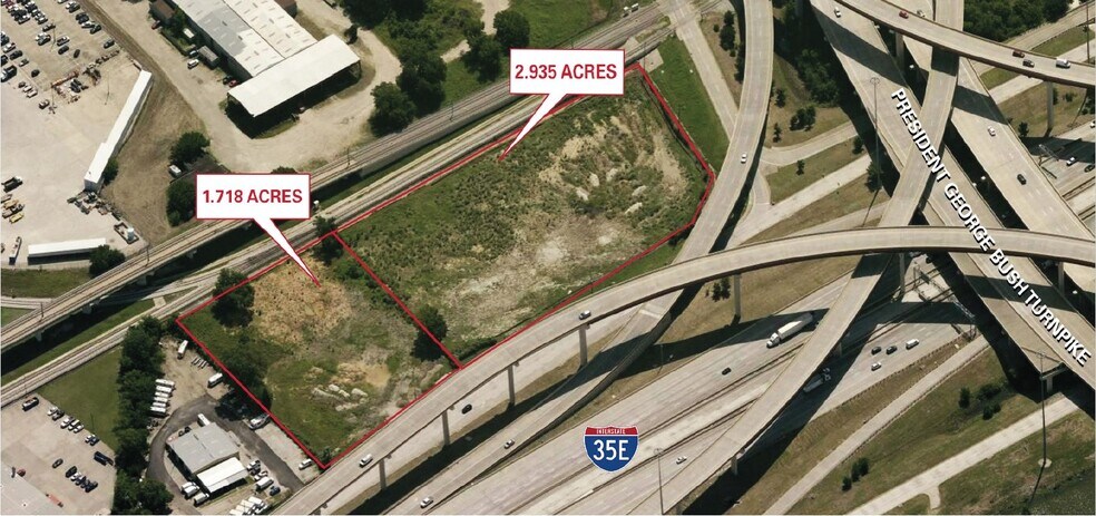 2620 N Interstate 35E, Carrollton, TX à vendre - Photo du bâtiment - Image 2 de 2