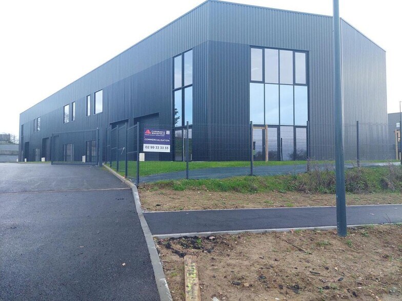 Flex in Betton for lease - Building Photo - Image 2 of 4