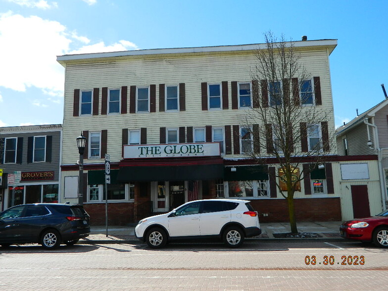 709 Main St, East Aurora, NY for sale - Primary Photo - Image 1 of 1