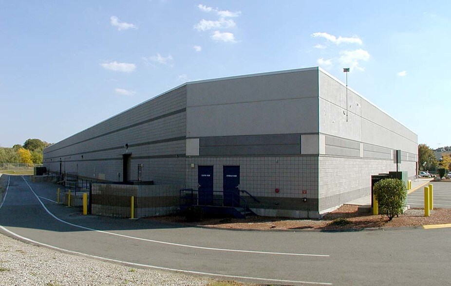 1160 Broadway, Saugus, MA à louer - Autre - Image 2 de 9