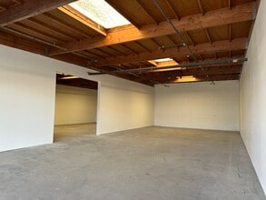 2686 N Clovis Ave, Fresno, CA for lease Building Photo- Image 2 of 4