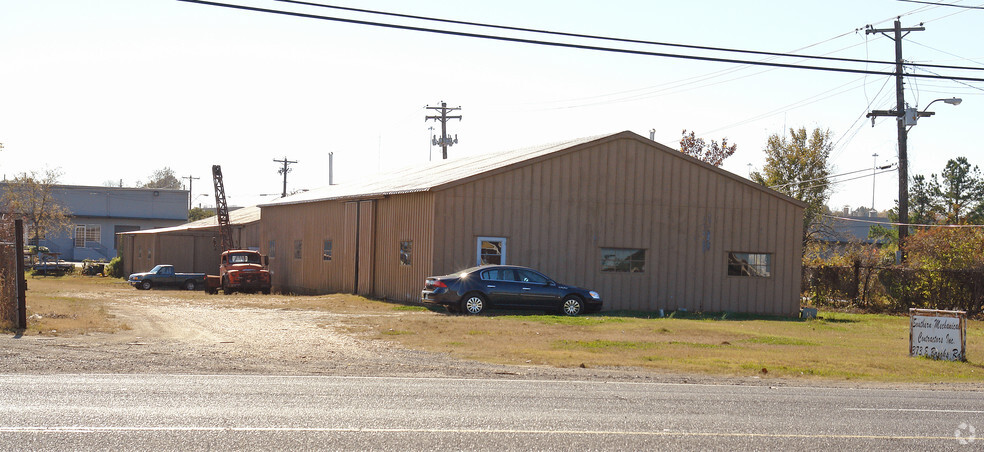 373 Brooks Rd, Memphis, TN for lease - Primary Photo - Image 1 of 2