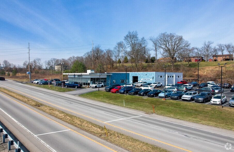 3451 Leechburg Rd, New Kensington, PA for sale - Primary Photo - Image 2 of 9