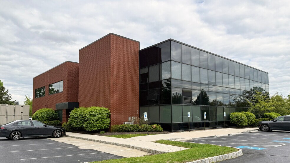 2851 Baglyos Cir, Bethlehem, PA à louer - Photo du bâtiment - Image 3 de 10