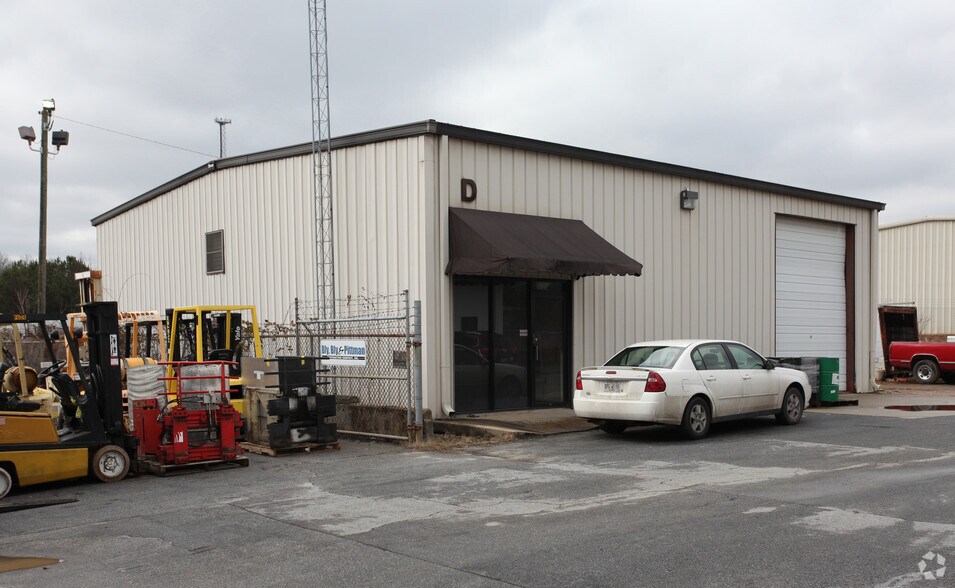 1498 Farmer Rd, Conyers, GA à louer - Photo du bâtiment - Image 3 de 19