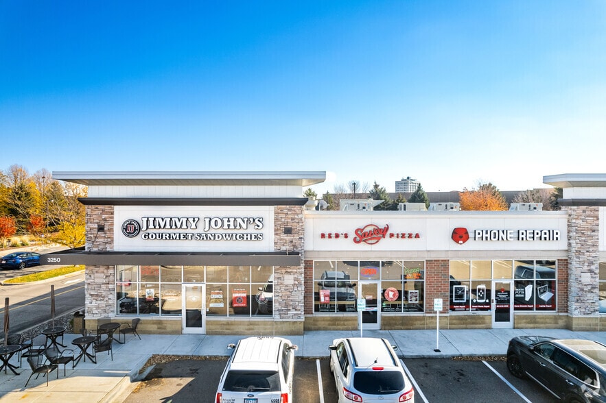 3250 Denmark Ave, Eagan, MN for lease - Building Photo - Image 3 of 8