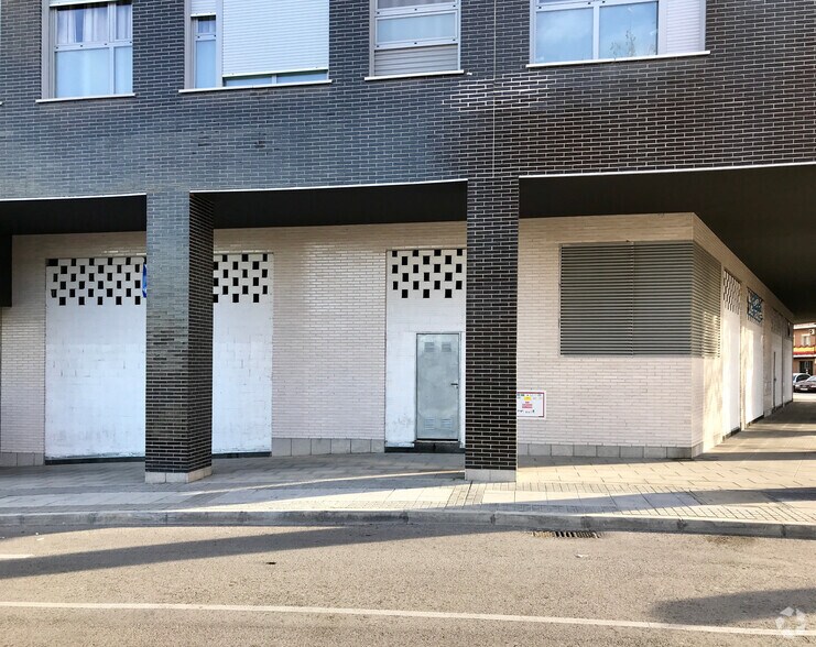 Immeuble residentiel dans Arganda del Rey, Madrid à vendre - Photo du bâtiment - Image 1 de 5