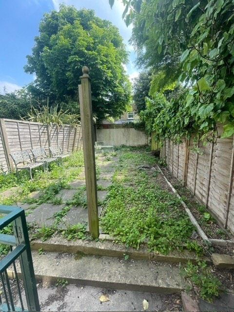 271 Lillie Rd, London for lease Building Photo- Image 1 of 6