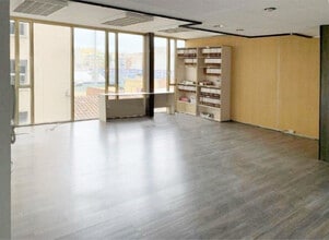 Office in Granollers, Barcelona for lease Interior Photo- Image 2 of 3