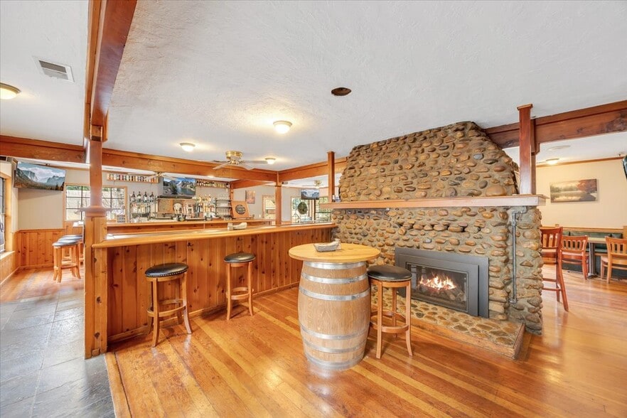 1051 Hwy 4, Arnold, CA for sale - Building Photo - Image 3 of 50