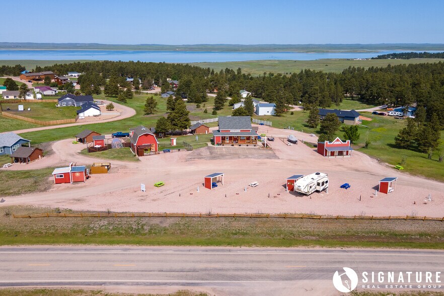 115 Pine Haven Rd, Pine Haven, WY à vendre - Photo du bâtiment - Image 2 de 53