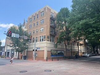 Plus de détails pour 135 E Gay St, West Chester, PA - Commerce de détail à louer