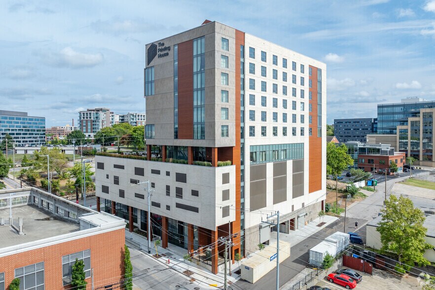 501 3rd Ave S, Nashville, TN à louer - Photo du bâtiment - Image 2 de 4