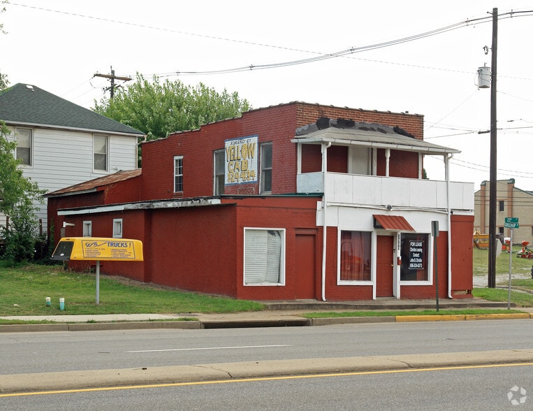 2300 Greenup Ave, Ashland, KY for lease - Primary Photo - Image 1 of 17