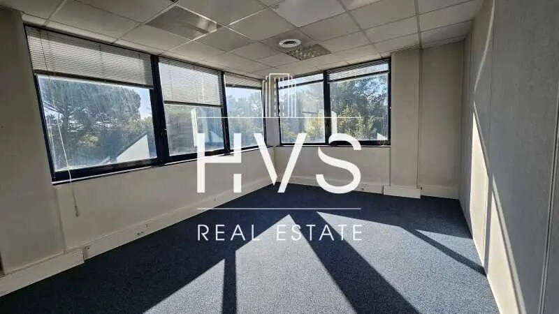 1 Rue Mahatma Gandhi, Aix-en-Provence à louer - Photo du bâtiment - Image 3 de 14