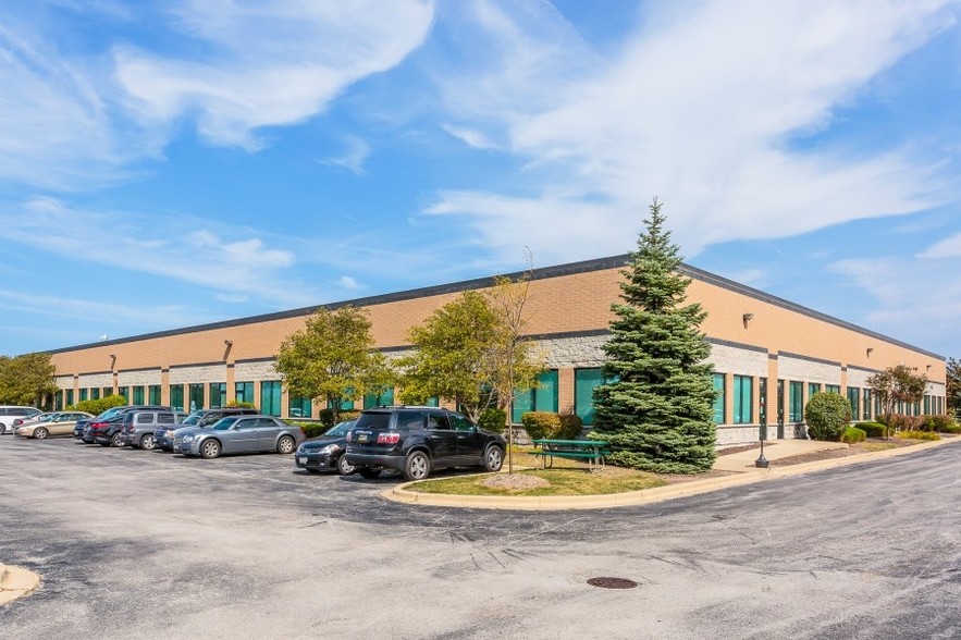 8151 W 183rd St, Tinley Park, IL for lease - Building Photo - Image 1 of 15