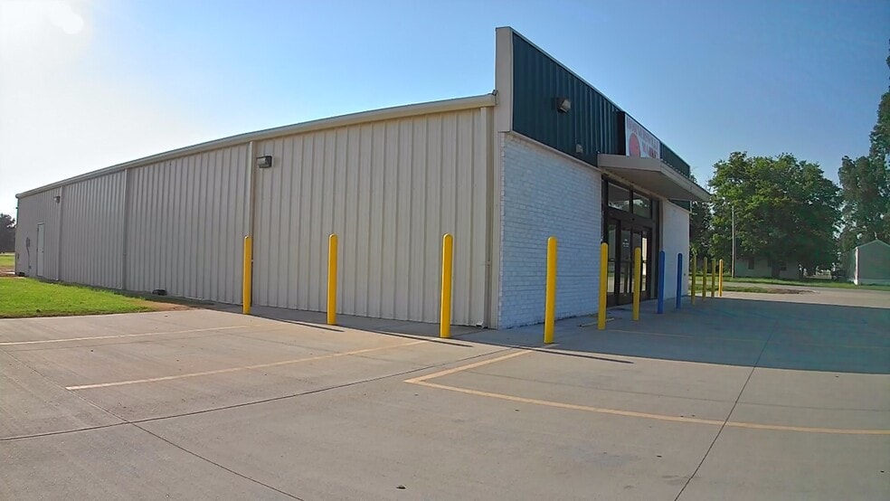 711 Main St, Hornersville, MO for sale - Building Photo - Image 3 of 8