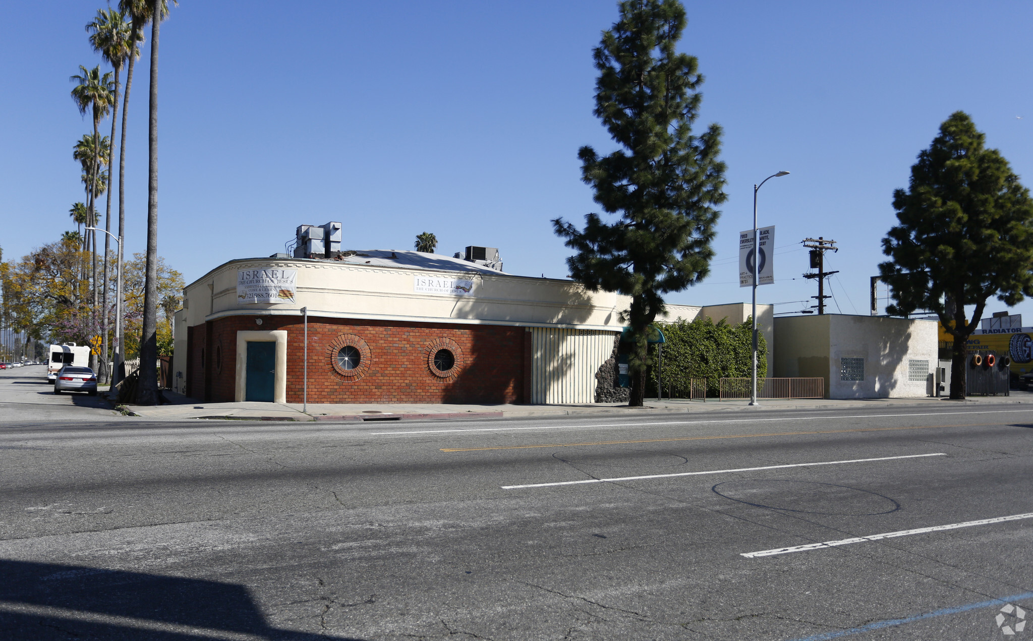 2313 W Martin Luther King Jr. Blvd, Los Angeles, CA for sale Primary Photo- Image 1 of 1