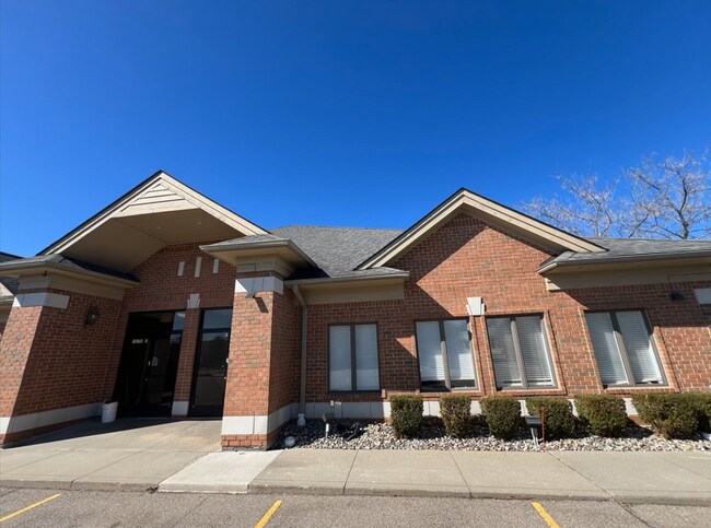 More details for 42450 Hayes Rd, Clinton Township, MI - Office/Medical for Lease