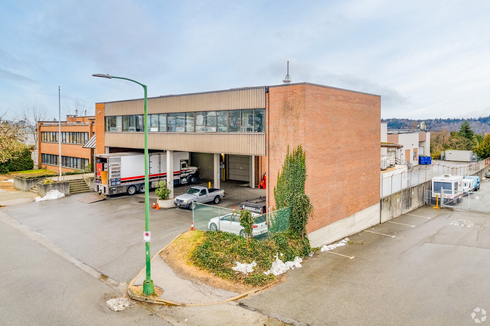 7950 Enterprise St, Burnaby, BC for sale Primary Photo- Image 1 of 1