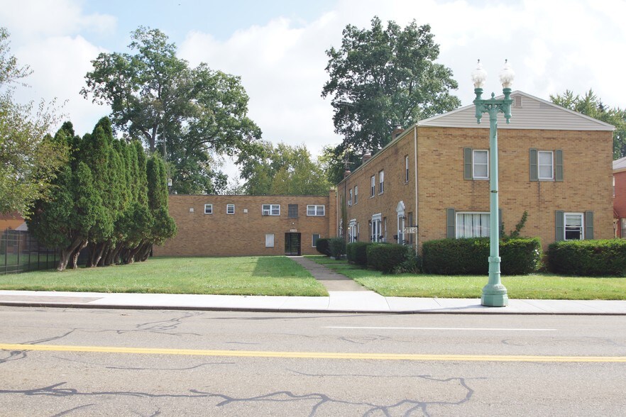 2114 Market Ave N, Canton, OH à vendre - Autre - Image 3 de 17