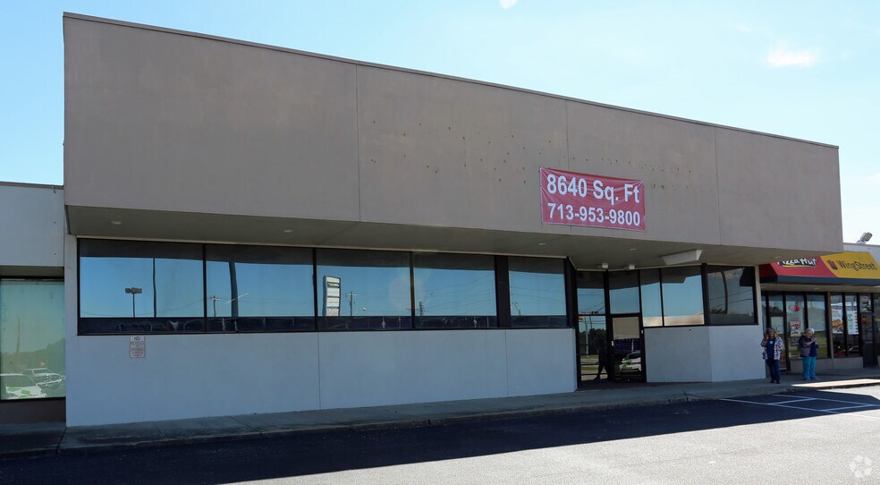 660-734 W Brazos Ave, West Columbia, TX à louer - Photo principale - Image 2 de 3