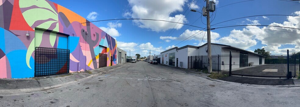 80 NW 72nd St, Miami, FL à louer - Photo du bâtiment - Image 2 de 14