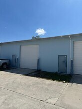 1481 Market Cir, Port Charlotte, FL for lease Building Photo- Image 1 of 4
