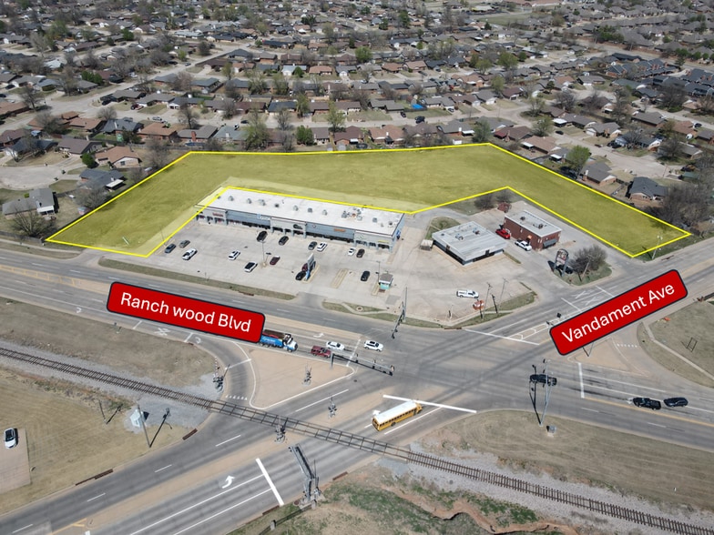 1225 Vandament ave, Yukon, OK for sale - Building Photo - Image 2 of 9