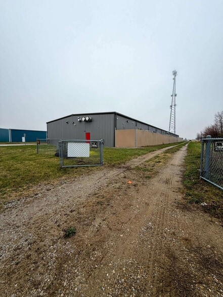 9081 Skyline Dr, Morenci, MI for lease - Building Photo - Image 2 of 16