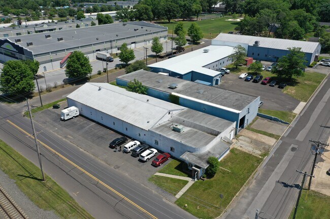 More details for 1600 Bannard St, Cinnaminson, NJ - Industrial for Sale