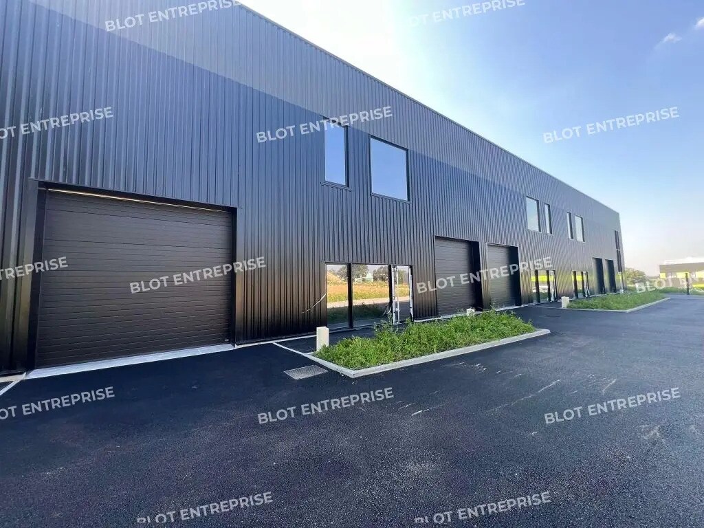 Flex in Betton for lease Building Photo- Image 1 of 7