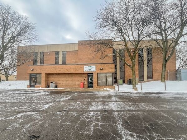 4000 Allen Rd, Allen Park, MI for lease Building Photo- Image 1 of 3