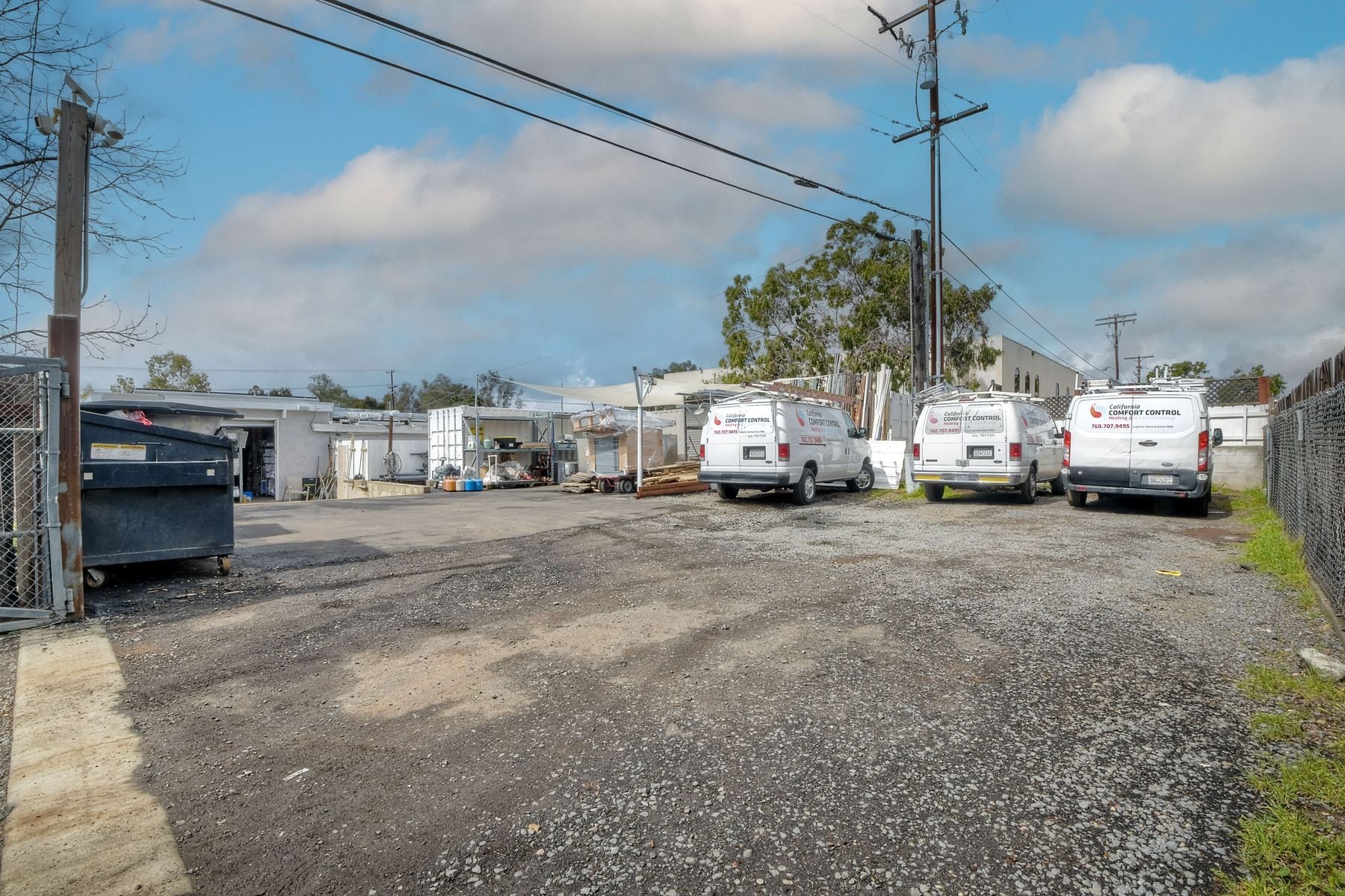 1848 S Escondido Blvd, Escondido, CA for lease Primary Photo- Image 1 of 3