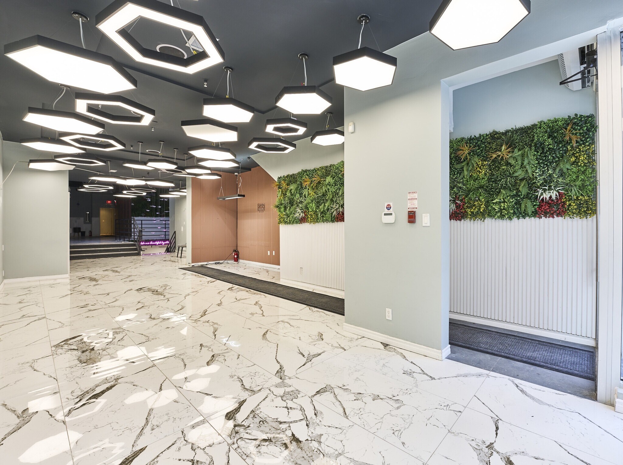 588 Yonge St, Toronto, ON for sale Building Photo- Image 1 of 1