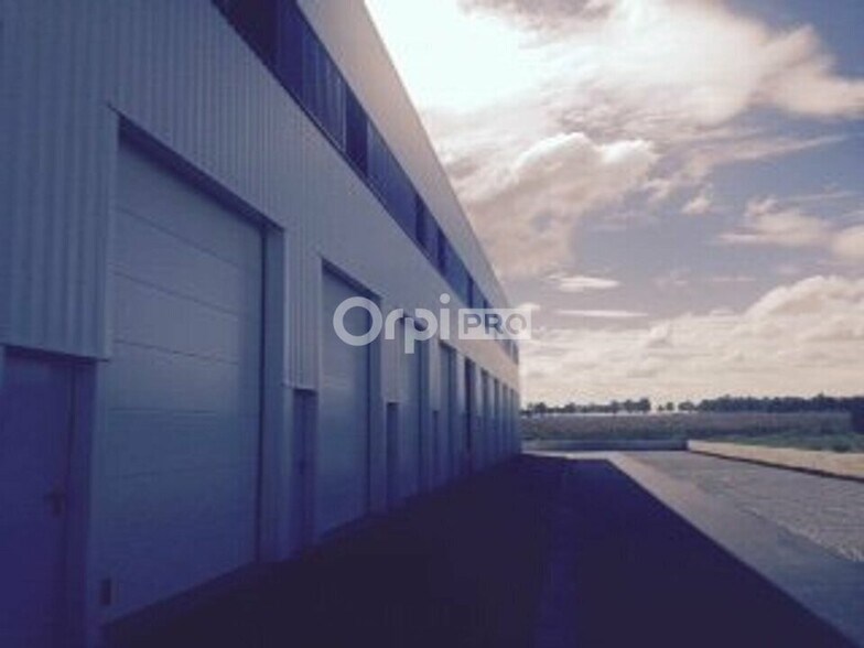 Industrial in Sennecey-lès-Dijon for lease - Building Photo - Image 2 of 4