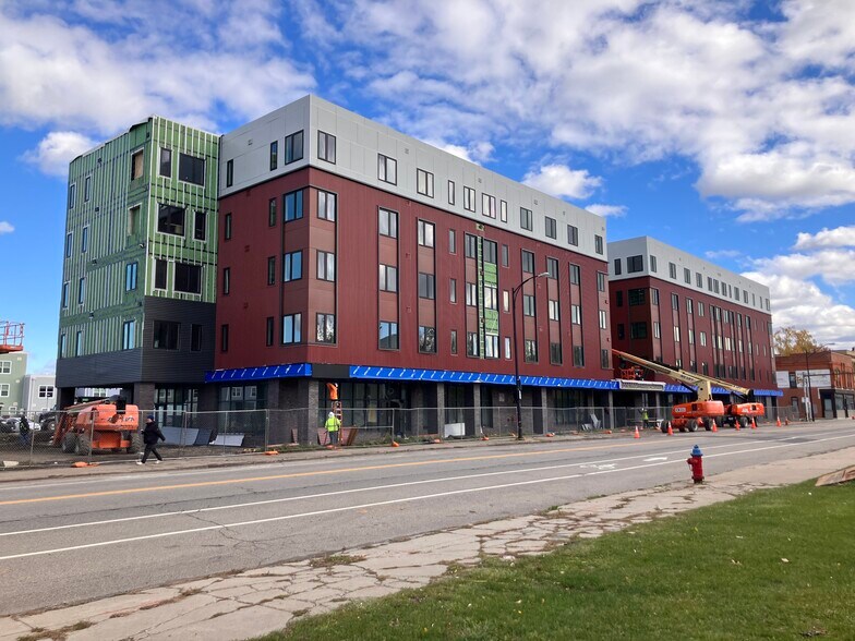 448 South Park Ave, Buffalo, NY à louer - Photo du bâtiment - Image 3 de 11