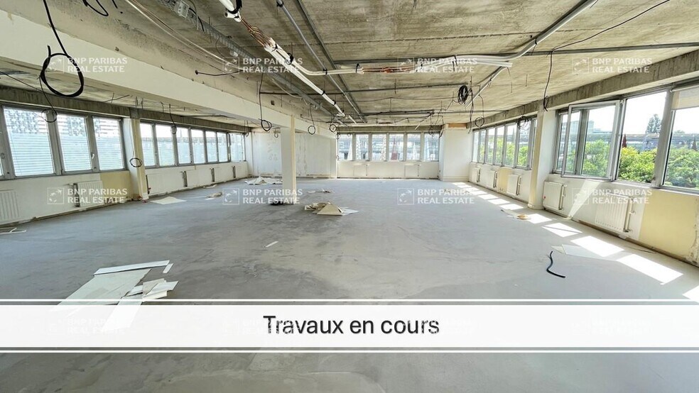 Office in Nantes for lease - Interior Photo - Image 2 of 4