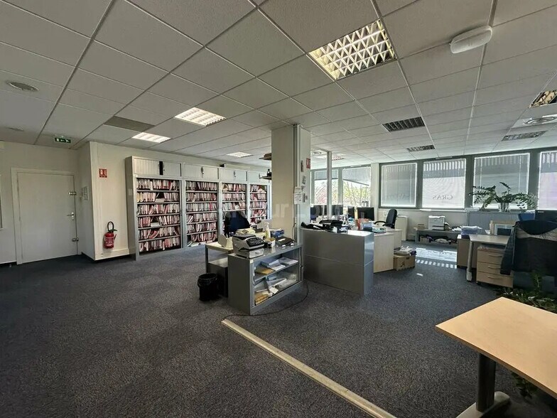 Bureau dans Schiltigheim à louer - Photo du bâtiment - Image 1 de 13