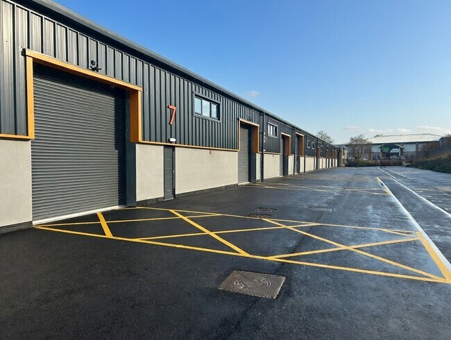 Plus de détails pour Park Farm Rd, Folkestone - Industriel à louer