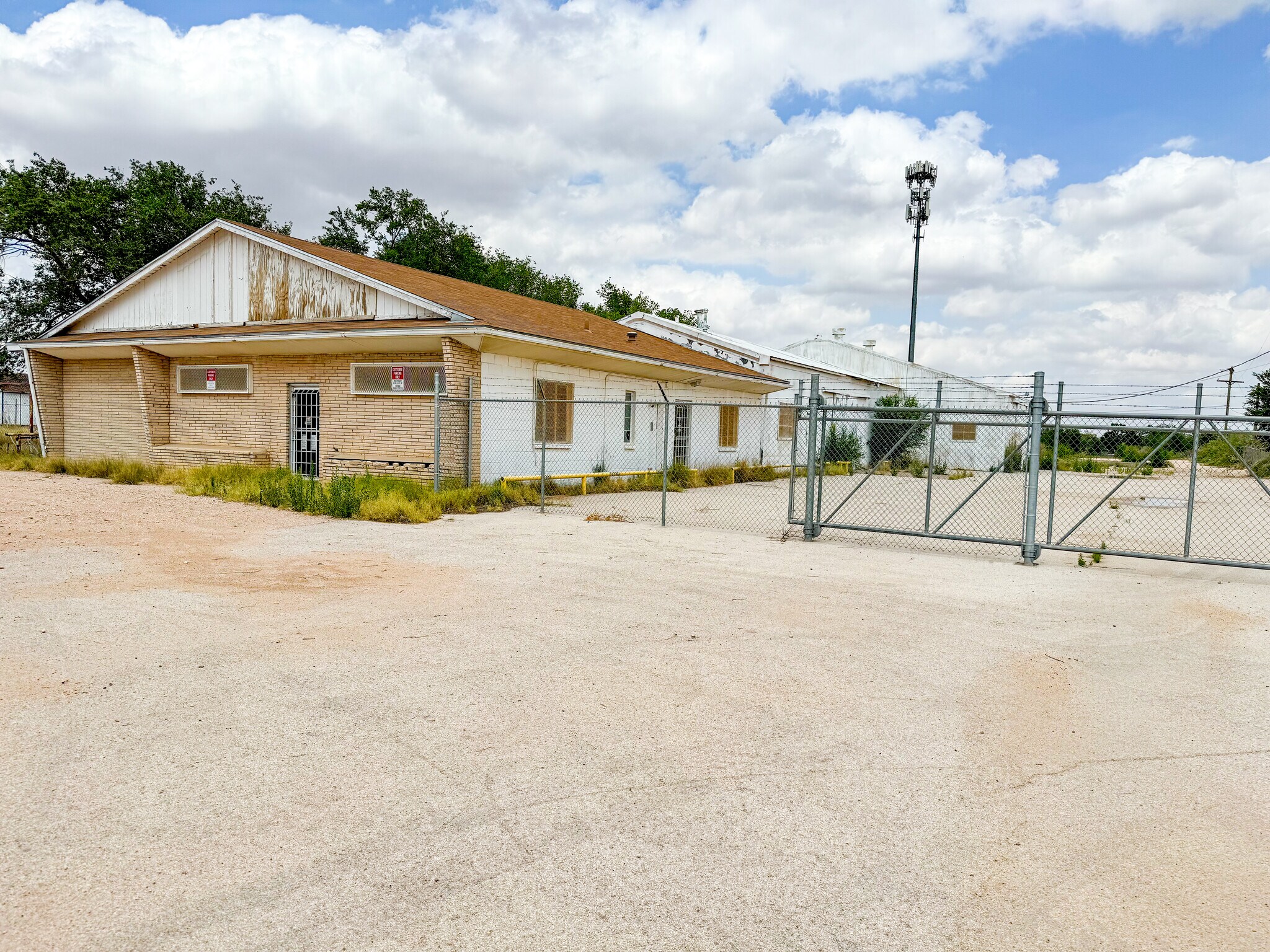 4710 Andrews Hwy, Odessa, TX à vendre Photo principale- Image 1 de 15