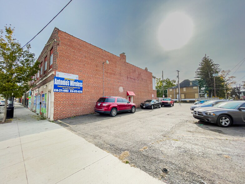 2425-2429 W Broad St, Columbus, OH à vendre - Photo du bâtiment - Image 3 de 29