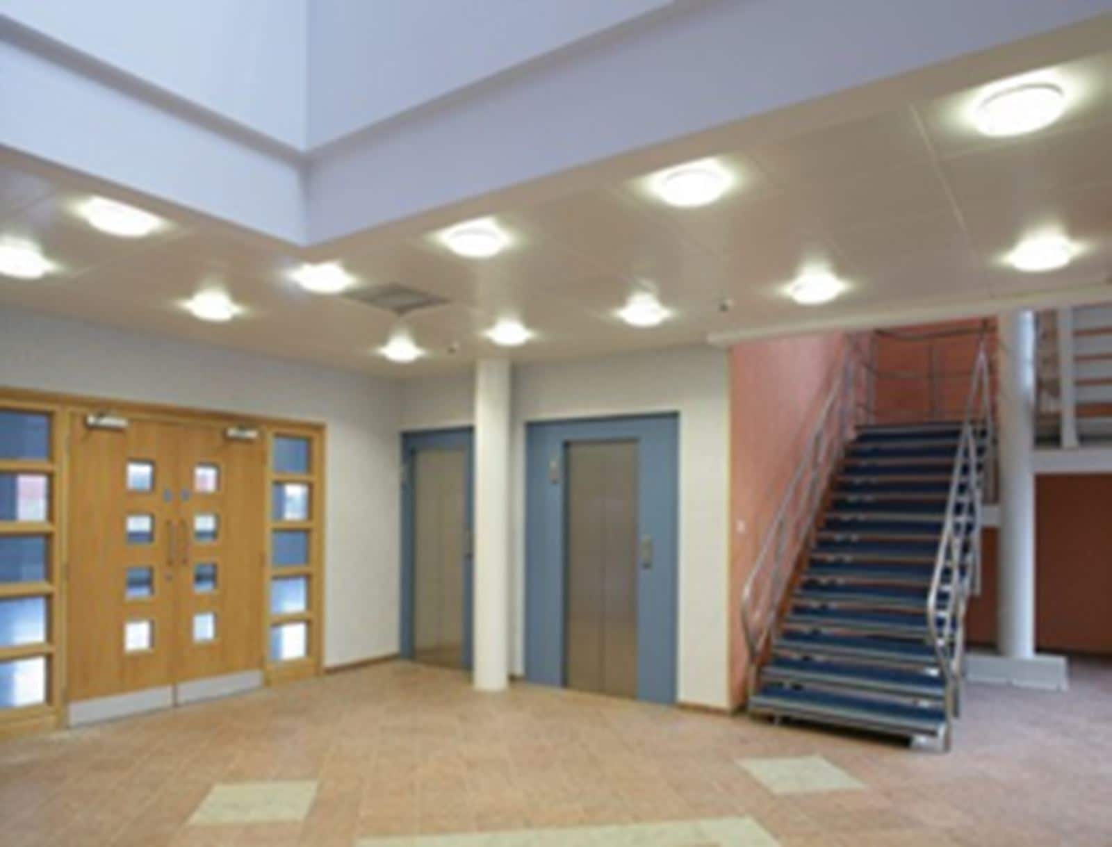 11 Woodhall, Holytown for lease Interior Photo- Image 1 of 2