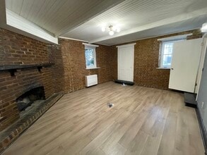 635 E Bay St, Charleston, SC à louer Photo intérieure- Image 2 de 22