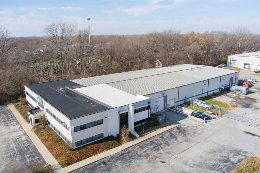 5310 E 25th St, Indianapolis, IN à vendre - Photo du bâtiment - Image 2 de 8