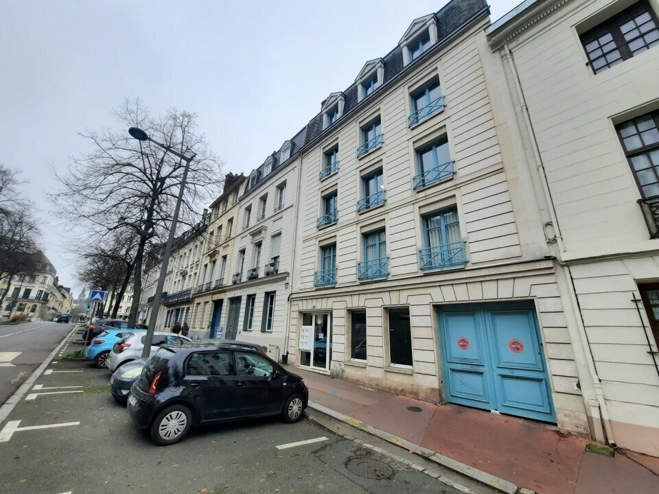 Office in Rouen for lease Building Photo- Image 1 of 17